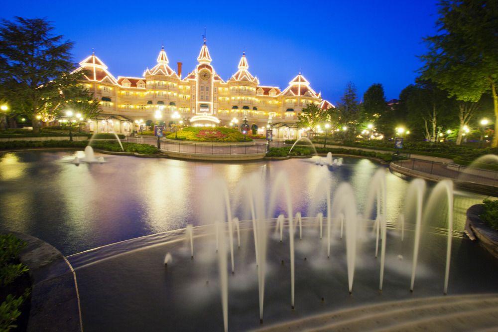 Disneyland Hotel Chessy  Esterno foto