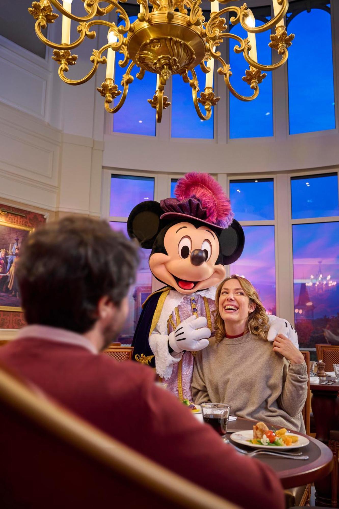Disneyland Hotel Chessy  Esterno foto